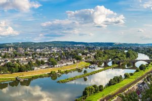 Panoramabild von Trier im Tal der Mosel